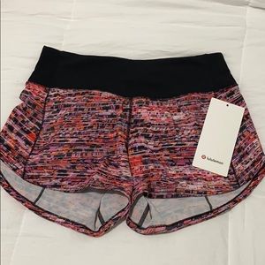 brand new lululemon speed up mr short 4”